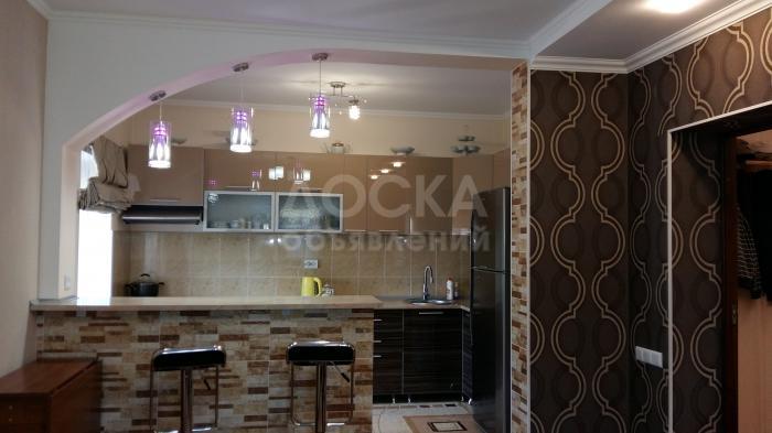 Продаю дом, 6-ком., 138кв. м., этаж-2, 5-сот., стена другое, Сокулукский район г.Шопоков ул. футбольная 9,