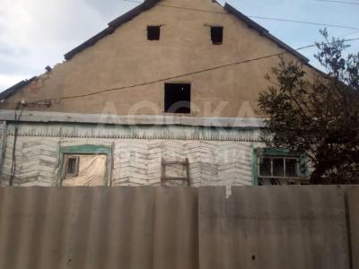 Продаю дом 6-ком. 180кв. м., этаж-1, 10-сот., стена саман, Напротив 48 школы.
