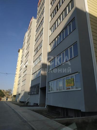 Продаю 2-комнатную квартиру, 87кв. м., этаж - 5/9, мкр. Джал 29-22 .