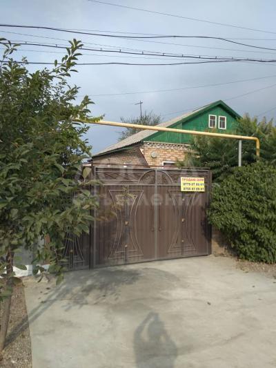 Продаю дом 5-ком. 110кв. м., этаж-1, 8-сот., стена кирпич, с.Люксембург.