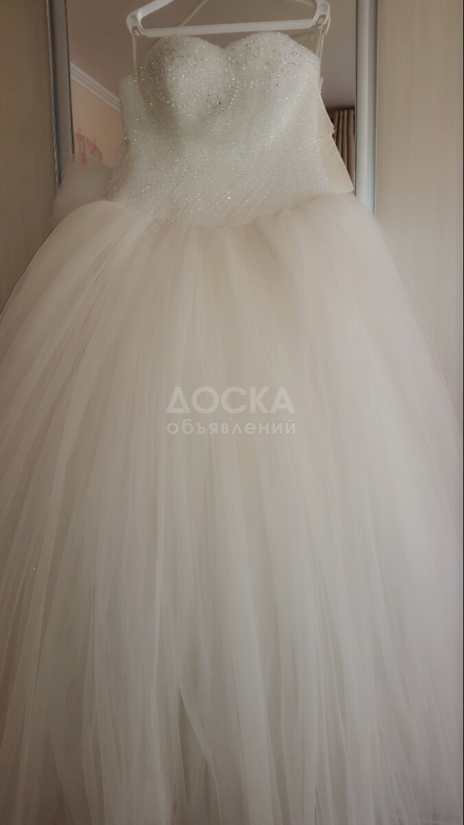 Продаю свадебное платье