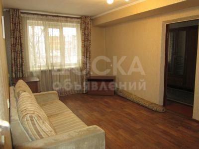 Продаю 2-комнатную квартиру, 45кв. м., этаж - 1/5, Панфилова 200/ М.Фрунзе.