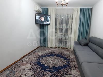 Продаю 2-комнатную квартиру, 43кв. м., этаж - 2/4, 3мкр. 22 дом.