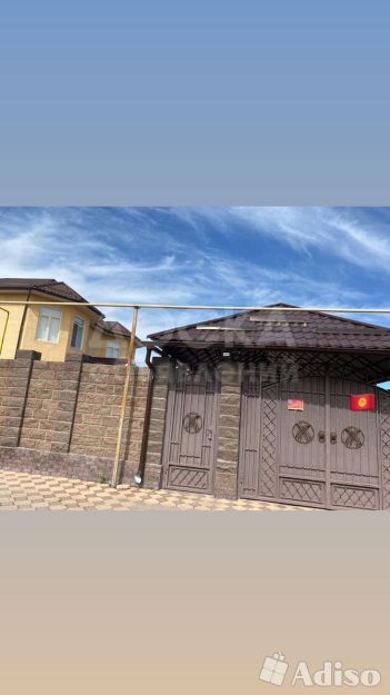 Продаю дом 8-ком. 350кв. м., этаж-2, 6-сот., стена кирпич, жил Массив  Кок-Жар.