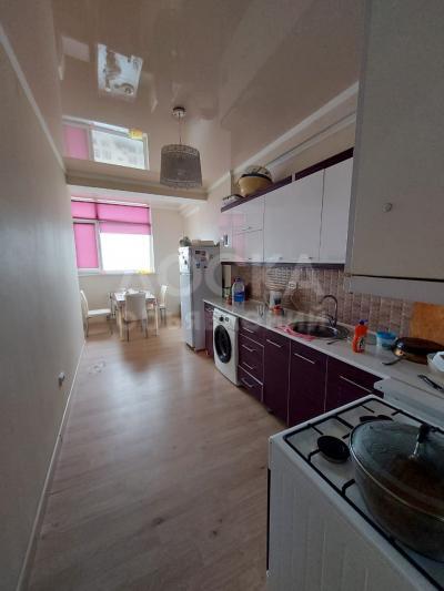 Продаю 2-комнатную квартиру, 62кв. м., этаж - 9/10, Ахунбаева/Чапаева.