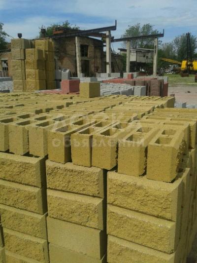 Продаю пескоблок и тумбы ! Качество !!!

 

узкие - 22 сома

стандарт - 26 сом

 

Доставка по городу от 200 штук БЕСПЛАТНО !!!!