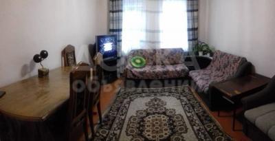 Продаю дом 5-ком. 100кв. м., этаж-1, 5-сот., стена саман, Кирпичная ул..