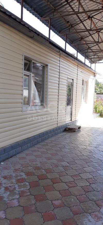 Продаю дом 5-ком. 103кв. м., этаж-1, 6,8-сот., стена кирпич, Кара-Кульская х Горького.