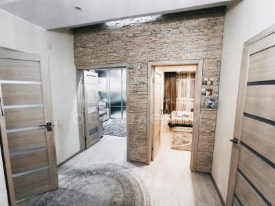 Продаю 2-комнатную квартиру, 50кв. м., этаж - 6/9, 12-мкр, 16/1.