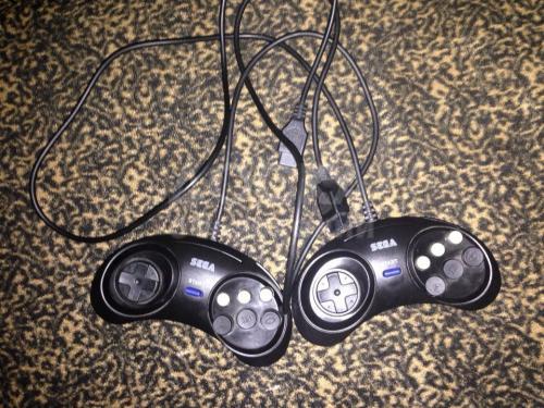 2 новых джостика от сеги