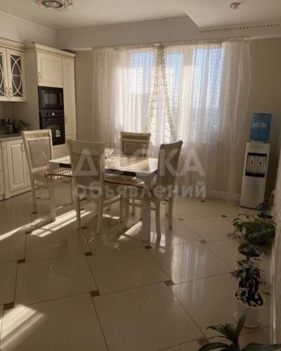 Продаю 3-комнатную квартиру, 79кв. м., этаж - 10/10, Кок-Жар мкр .