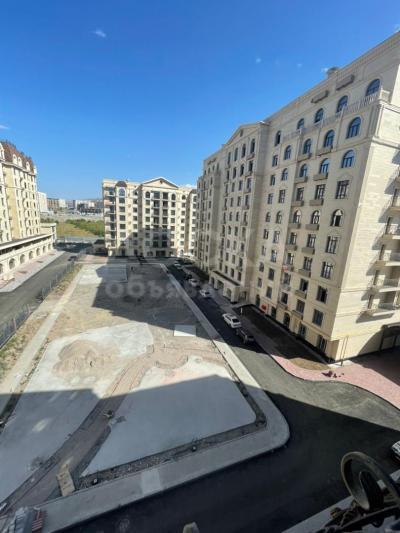 Продаю 2-комнатную квартиру, 65кв. м., этаж - 5/10, Асанбай.