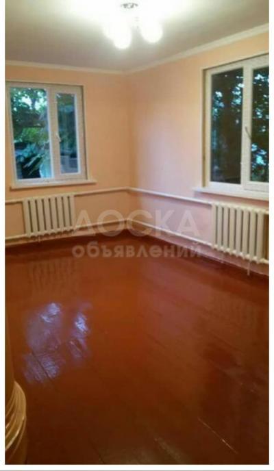 Продаю дом 4-ком. 90кв. м., этаж-1, 5-сот., стена другое, Чапаева .