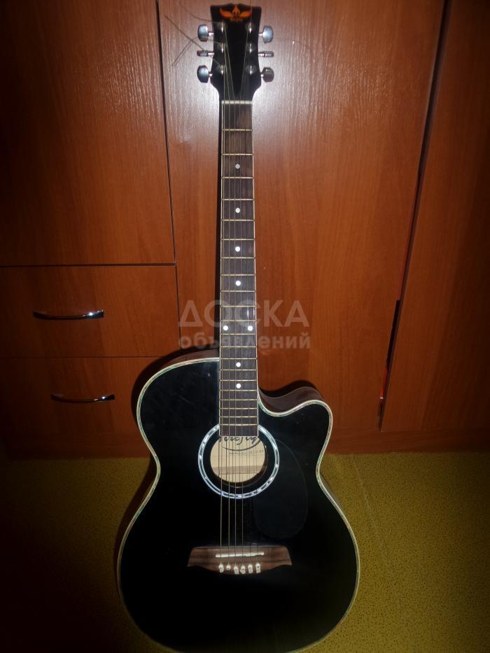 продам Гитару