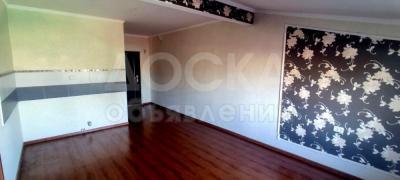 Продаю 2-комнатную квартиру, 60кв. м., этаж - 4/4, Тулеева 28.