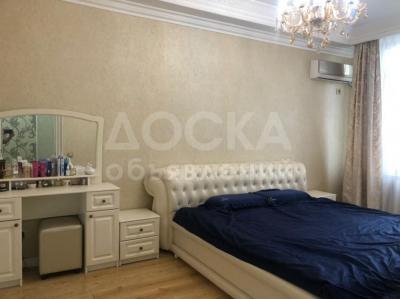 Продаю 4-комнатную квартиру, 127кв. м., этаж - 7/9, мкр Асанбай, рест. "Барашек"