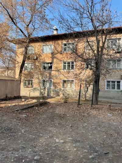 Срочно продается 1к. кв. гост/типа, 20 м2, район Вефы, 12.8т.$. 0500(551)170120