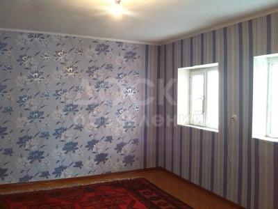 Продаю дом 8-ком., 200кв. м., этаж-2, 5-сот., стена саман, Район Кызыл-Аскер, ул. Сельповская 34 а .