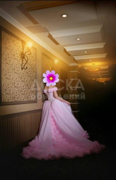 Продаю свадебное платье, ручной работы, выполненное в г. Пекин!