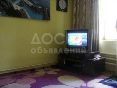 Продаю дом 5-ком., 100кв. м., этаж-1, 5-сот., стена кирпич, Ж/м Ала ТОО1.