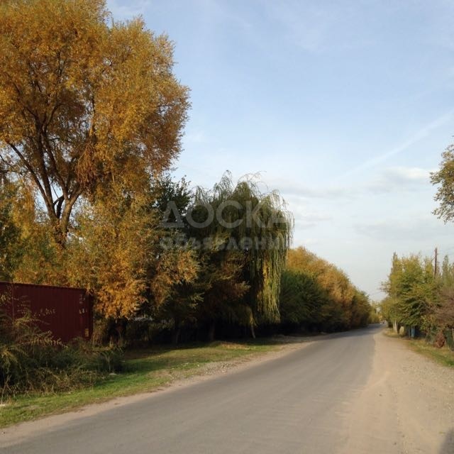 Срочно продам дачный участок с садом