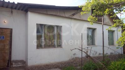 Продаю дом 4-ком. 64кв. м., этаж-1, 24-сот., стена кирпич, Село Константиновка.