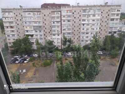 Продаю 3-комнатную квартиру, 100кв. м., этаж - 9/9, 12 микрорайон.