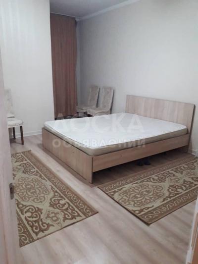 Продаю 2-комнатную квартиру, 62кв. м., этаж - 5/6, Ахунбаева Мира.