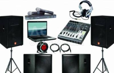 Продаю музыкальную аппаратуру !

4 большие колонки

усилитель

проигрыватель

микрофон