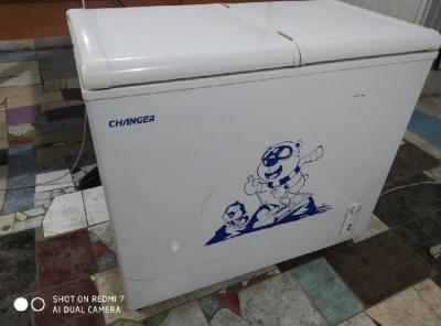 продаю морозилку Changer 210L