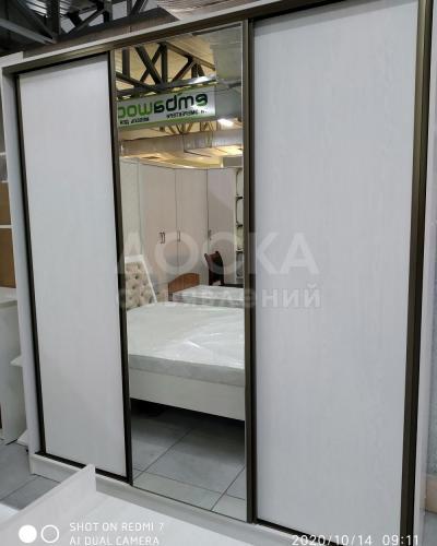 Продаю шкаф купе