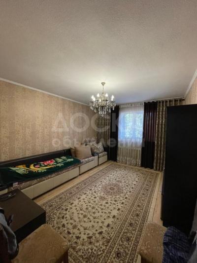 Продаю дом 5-ком. 130кв. м., этаж-2, 8-сот., стена кирпич, жилмассив Колмо.