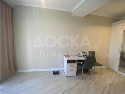 Продаю 3-комнатную квартиру, 105кв. м., этаж - 7/10, Мира/А.Батыра.