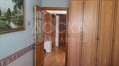 Продаю 4-комнатную квартиру, 96кв. м., этаж - 4/9, Шопокова\Московская.