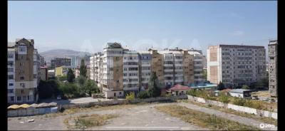 Продаю 2-комнатную квартиру, 60кв. м., этаж - 2/7, Верхний Джал 9 .