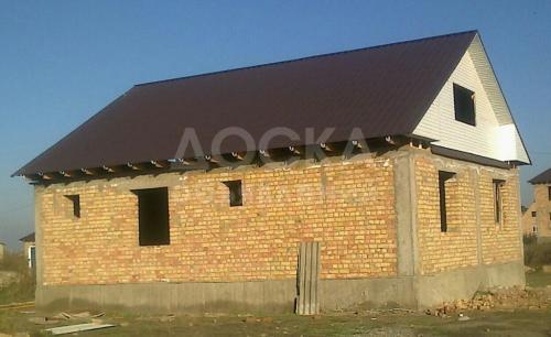 Продаю дом 110-ком., 4кв. м., этаж-1, 4-сот., стена кирпич, Бишкек.