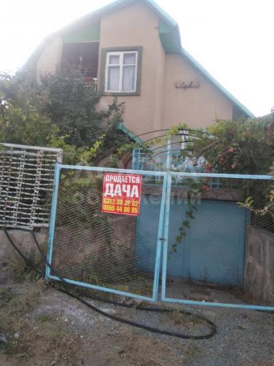 Продаю дачу 3-ком. 100кв. м., этаж-3, 5-сот., стена кирпич, дача "Восход" (район с/х Ала-Тоо).