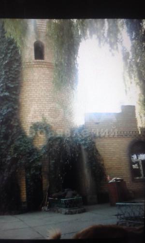 Продаю дом 8-ком., 250кв. м., этаж-2, 20 соток-сот., стена кирпич, Ул.Киргизская Нижняя Ала-Арча.