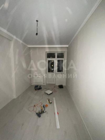 Продаю 2-комнатную квартиру, 63кв. м., этаж - 9/10, госрегистр.