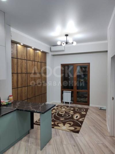 Продаю 2-комнатную квартиру, 56кв. м., этаж - 3/10, восток-5.