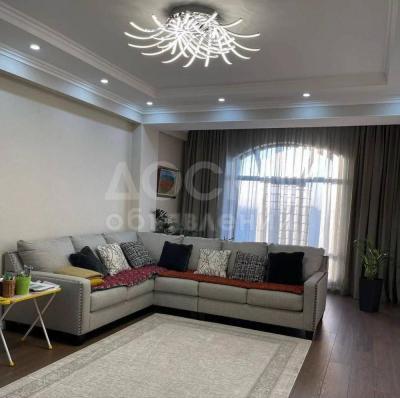 Продаю 3-комнатную квартиру, 130кв. м., этаж - 10/10, бишкек парк.