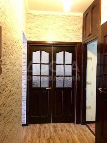 Продаю квартиру 3-ком., 64кв. м., этаж - 9/9, 12 микрорайон.