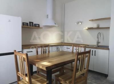 Продаю 1-комнатную квартиру, 43кв. м., этаж - 8/10, Сыдыкова.