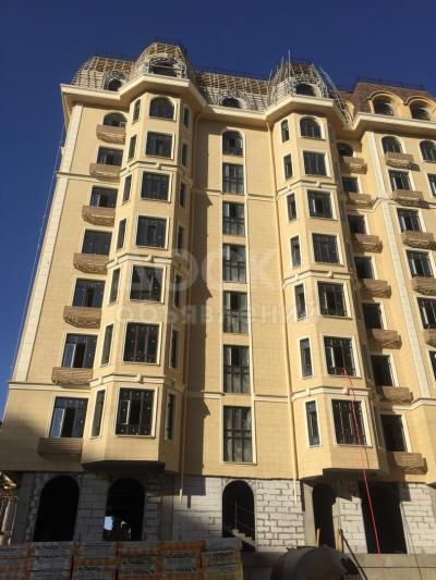 Продаю 2-комнатную квартиру, 82кв. м., этаж - 8/10, Магистраль/Сухобатора.