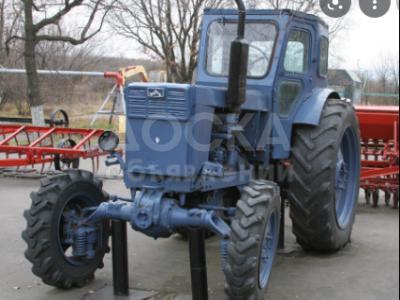 Продаю трактор