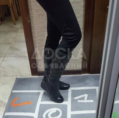 Сапоги тёплые в отличном состоянии 40 размер