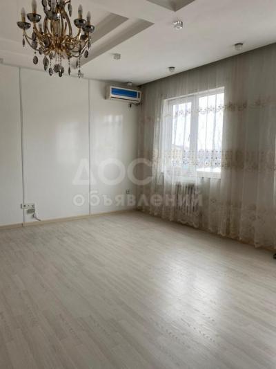 Продаю 4-комнатную квартиру, 120кв. м., этаж - 3/7, Советская / Иваницина .