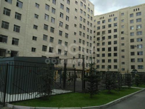 Продаю квартиру 2-ком., 72кв. м., этаж - 9/9, Малдыбаева/Ахунбаева.