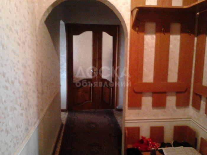 срочно продаю квартиру 4 комн молодая гвардия/чокморов 225