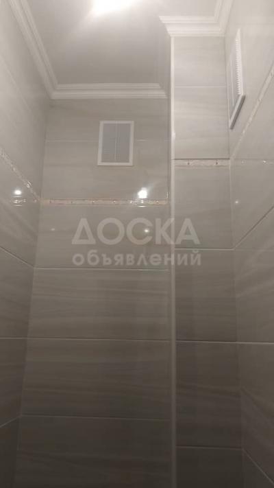 Продаю 2-комнатную квартиру, 50кв. м., этаж - 7/9, 8мкр, Три Богатыря